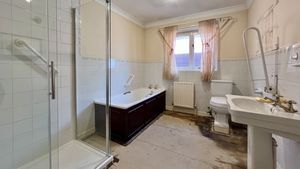 Photo 28- click for photo gallery